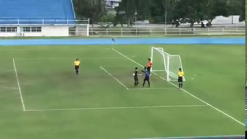 ტაილანდის საფეხბურთო ლიგაში კურიოზული პენალტი გავიდა [VIDEO]