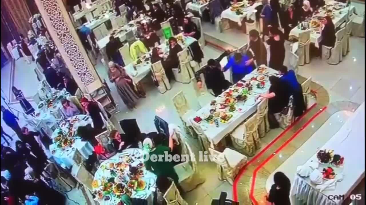 დაღესტანში ქორწილში ალკოჰოლი შეიტანა, რის გამოც შენიშვნა მიიღო და პირდაპირ ქორწილში იჩხუბა - UFC-ის მებრძოლი სკანდალში გაეხვა [VIDEO]