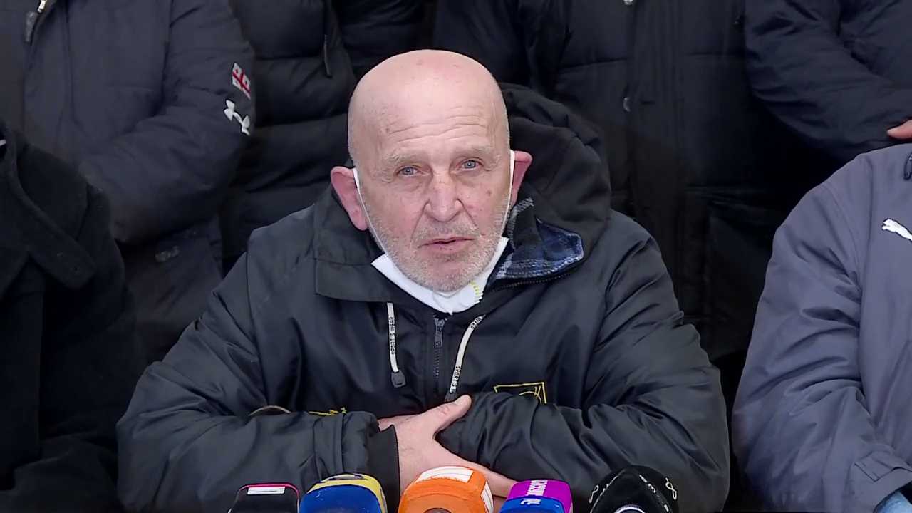 ნაოპერაციებ კაცს პალატაში მინდობილობა გააფორმებინეს - სარაგბო კლუბ "წიქარას" დამფუძნებელი [VIDEO]