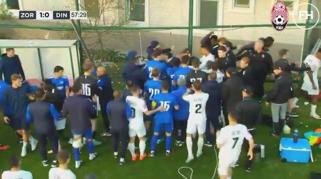 თბილისის "დინამოსა" და "ზორიას" ფეხბურთელები ერთმანეთს დაუპირისპირდნენ [VIDEO]