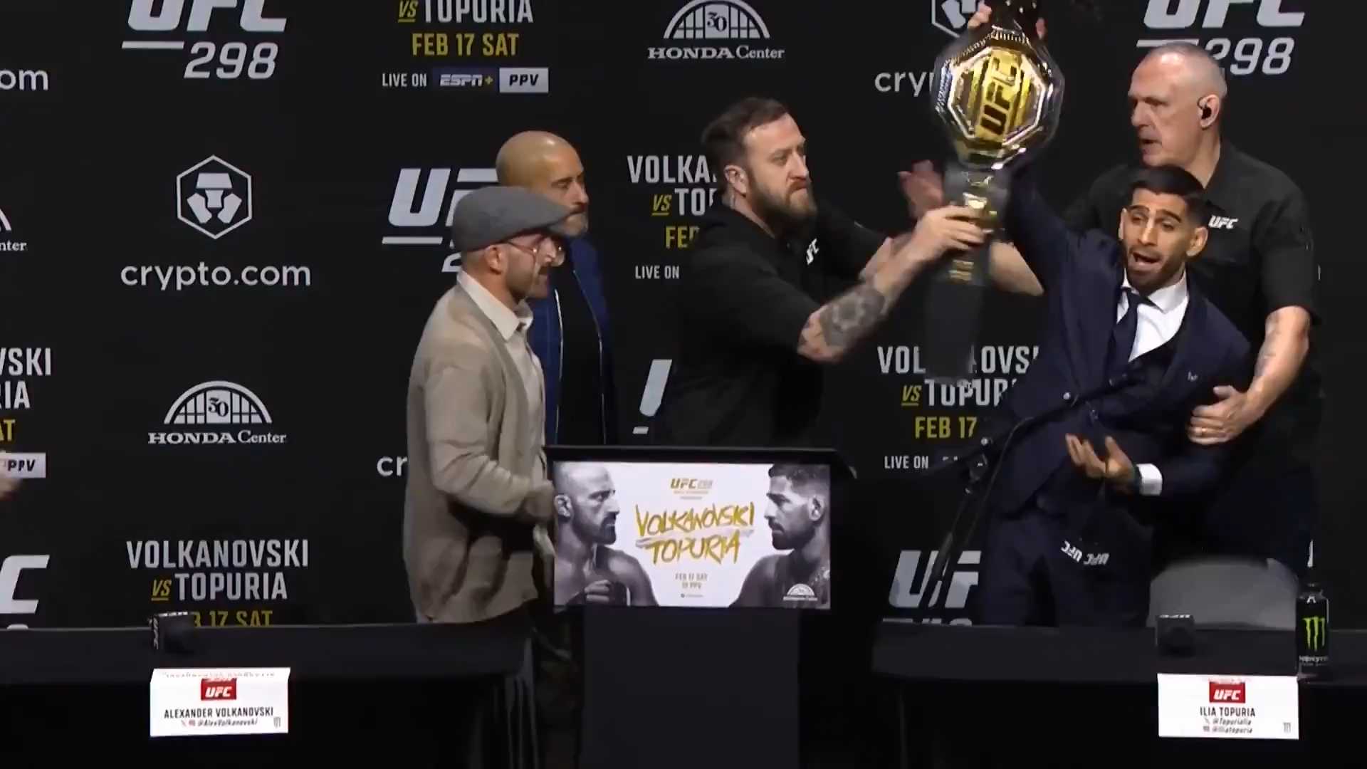 თოფურიამ ვოლკანოვსკის ქამარი წაართვა - მებრძოლებს შორის სიტუაცია დაიძაბა [VIDEO]