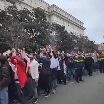 ქომაგების დიდი რიგი - რა ხდება თბილისის ქუჩებში ამ დროისთვის [VIDEO]